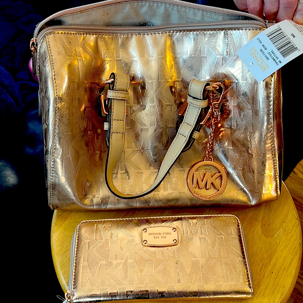 Selling The Satchel And The Clutch Together But Can Be Sold Separately